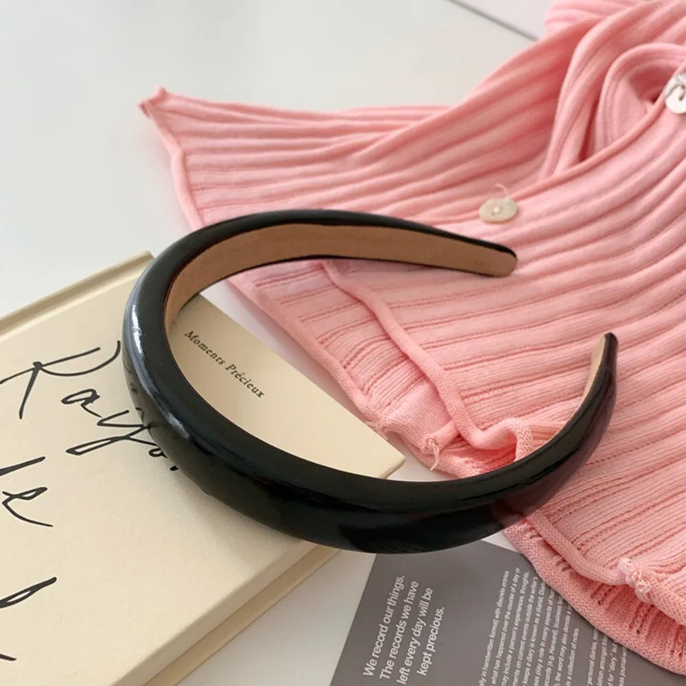 Velvet Sheen – Glossy Curve Headband