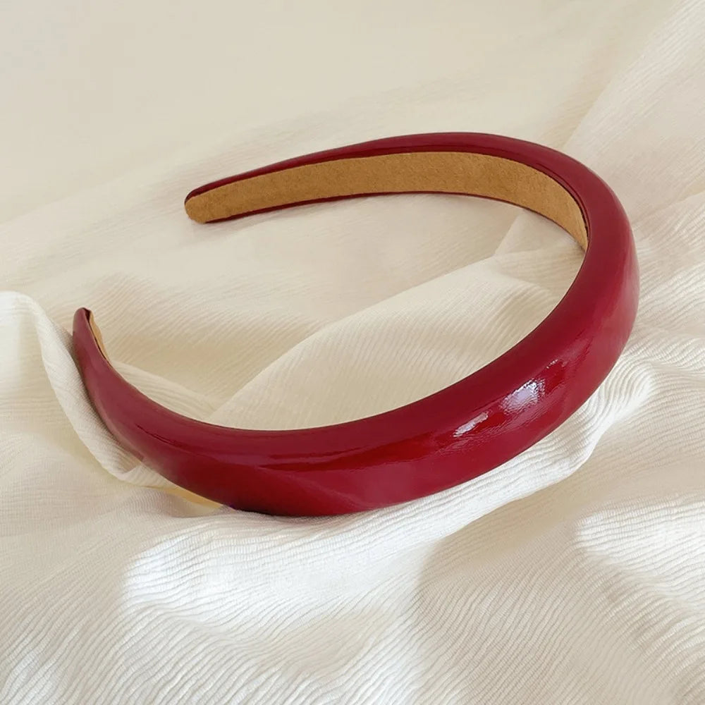 Velvet Sheen – Glossy Curve Headband